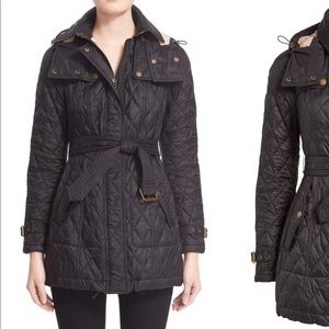 Burberry finsbridge belted quilted jacket
